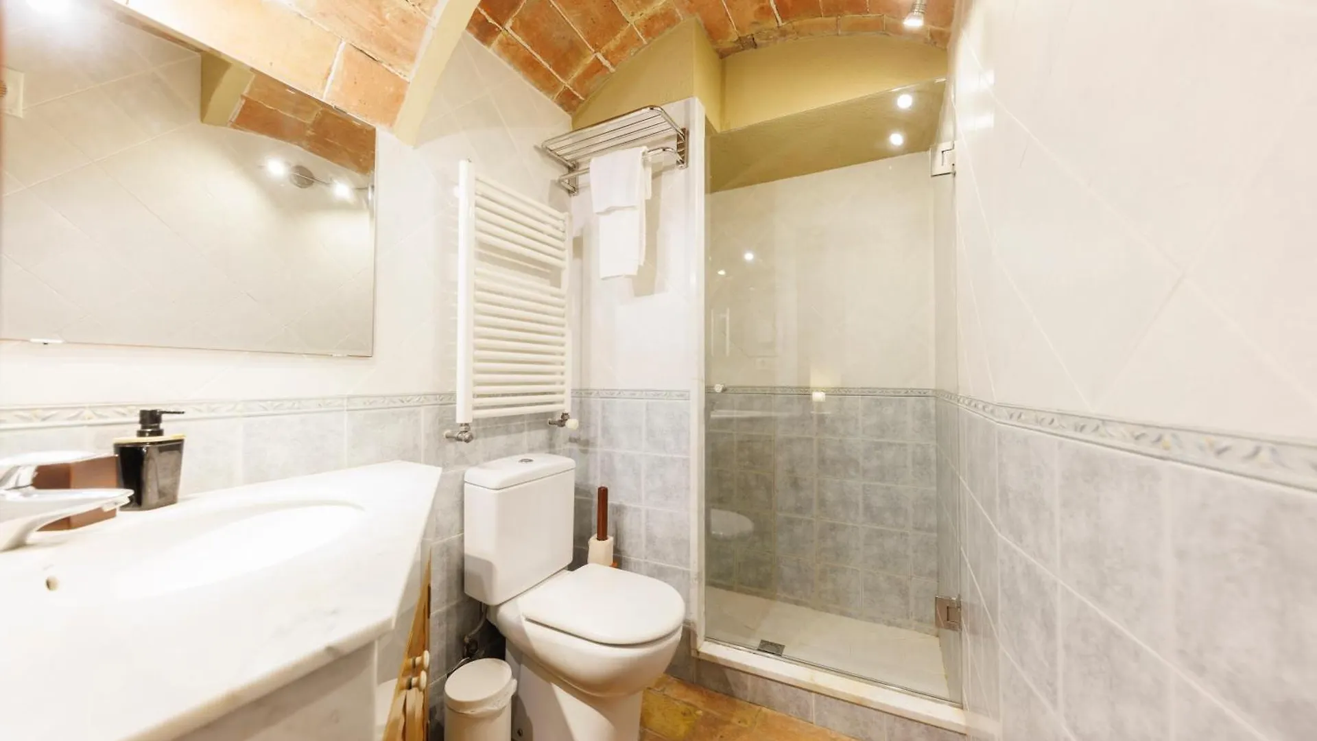 Turisme Rural - Mas Vila - Monells La Bisbal d'Emporda