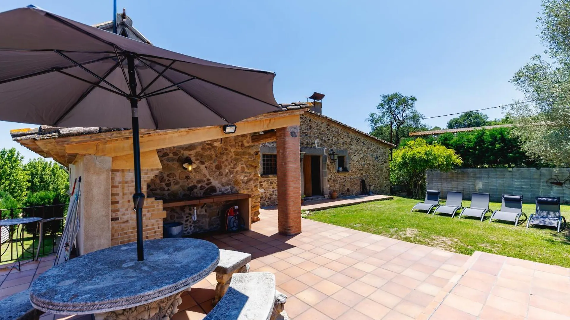 Turisme Rural - Mas Vila - Monells La Bisbal d'Emporda